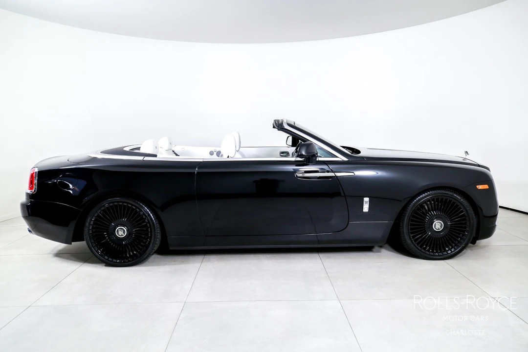2017 Rolls-Royce Dawn - Image 11 of 31