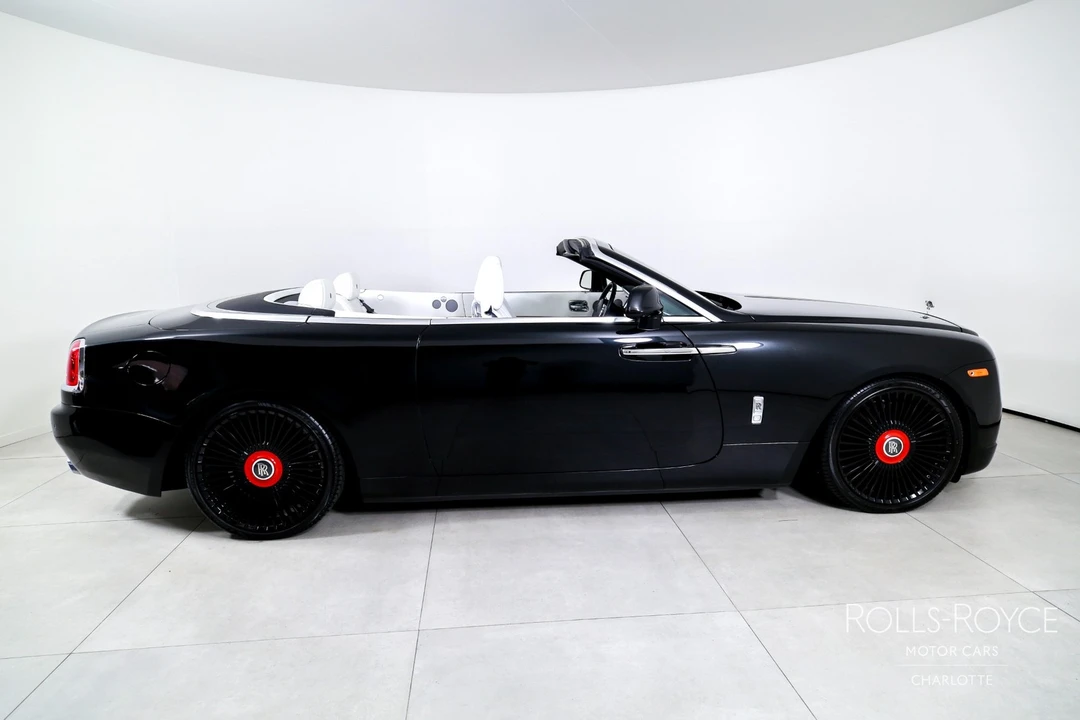 2017 Rolls-Royce Dawn - Image 11 of 31