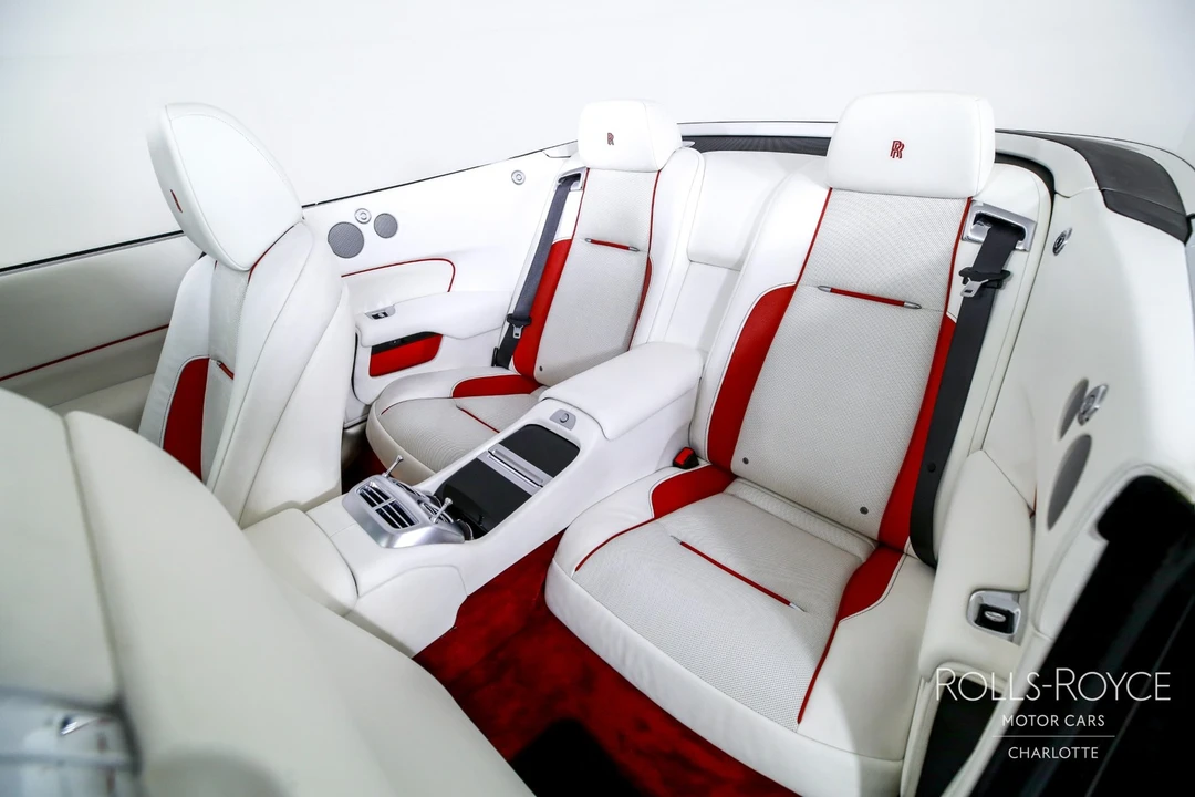 2017 Rolls-Royce Dawn - Image 18 of 31