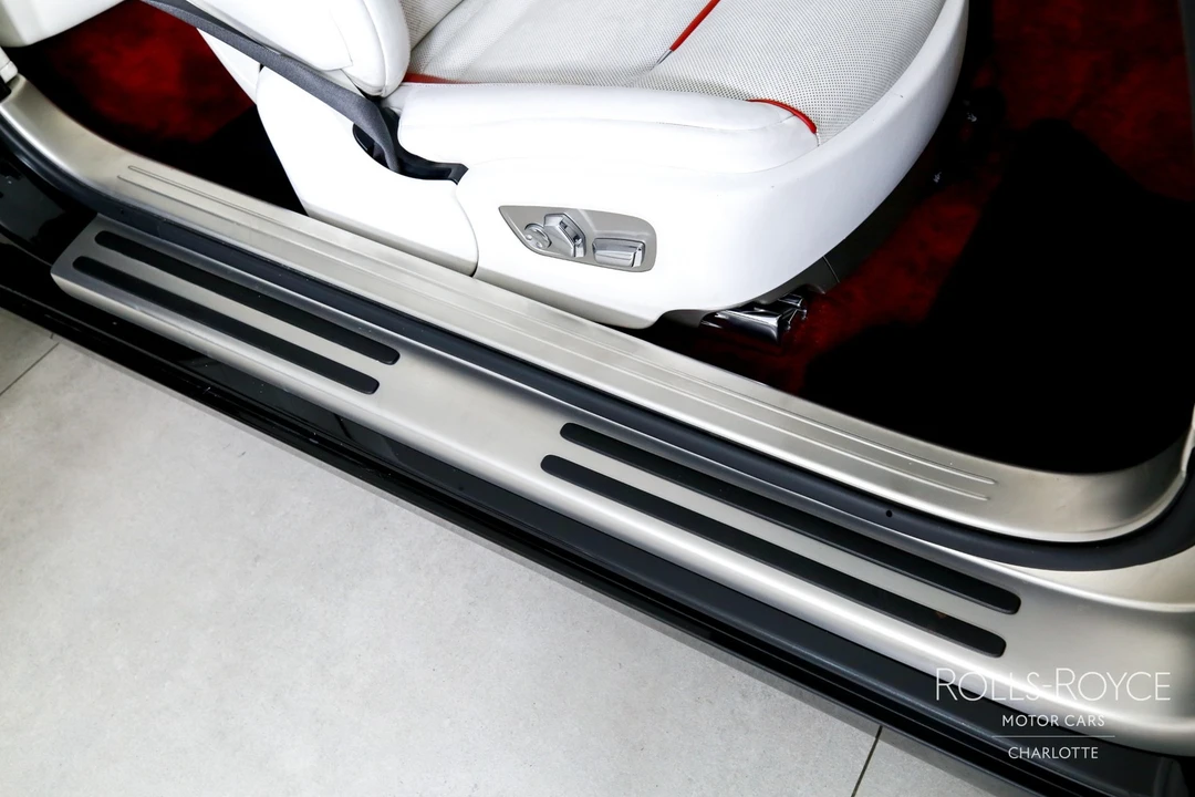 2017 Rolls-Royce Dawn - Image 27 of 31
