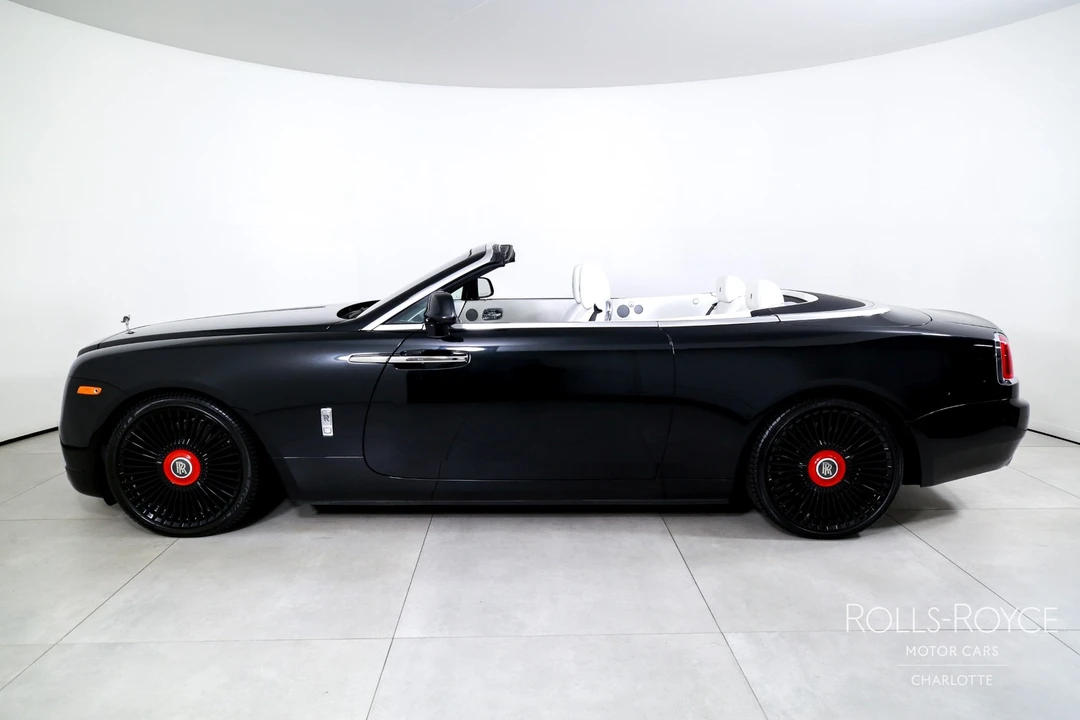 2017 Rolls-Royce Dawn - Image 3 of 31