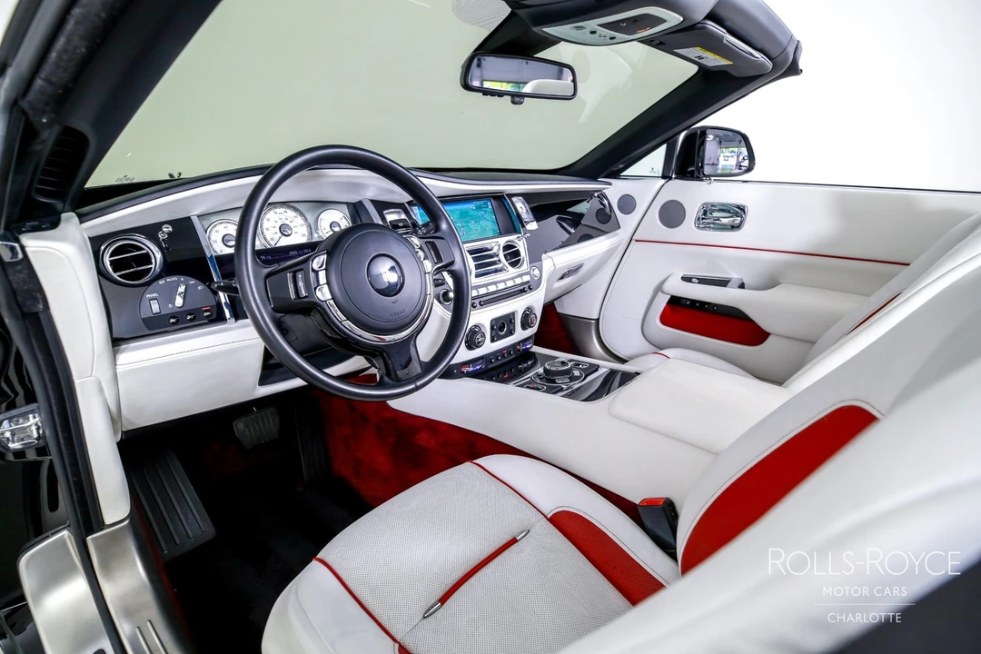 2017 Rolls-Royce Dawn - Image 4 of 31