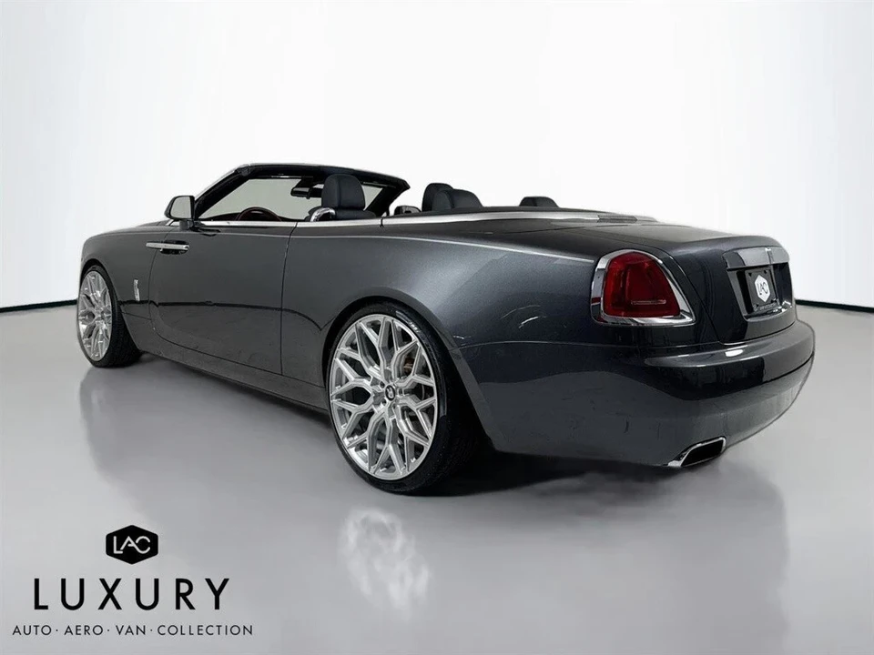 2017 Rolls-Royce Dawn - Image 8 of 12