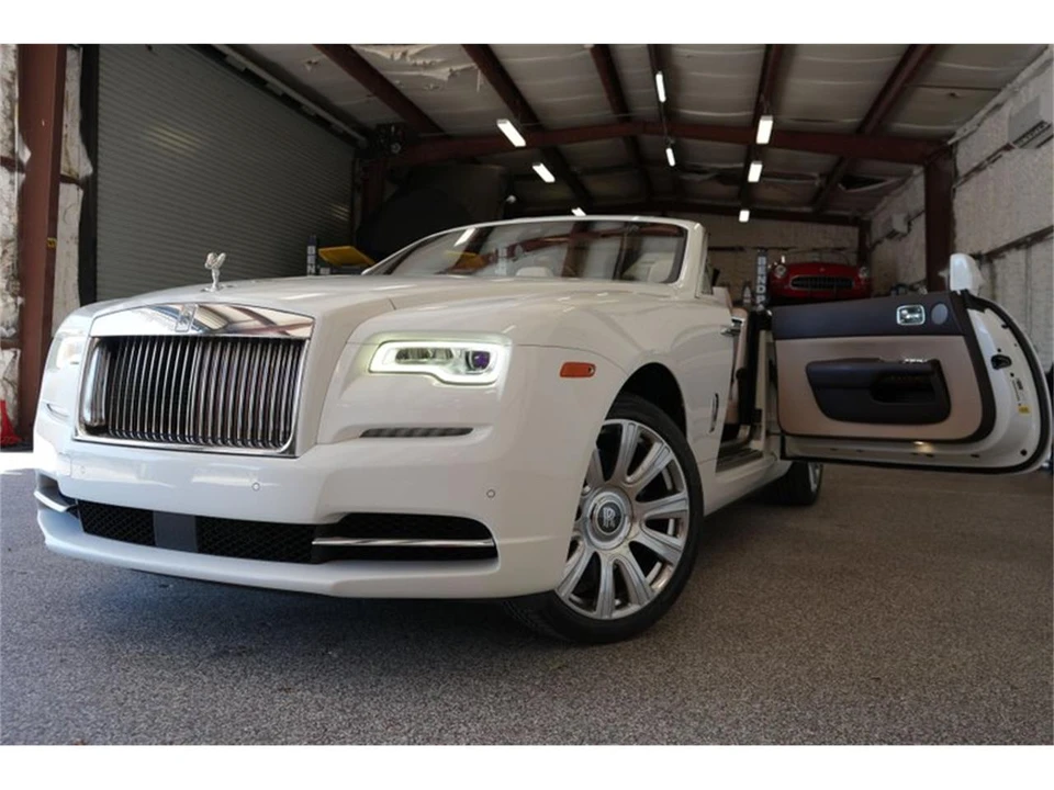2017 Rolls-Royce Dawn - Image 30 of 31