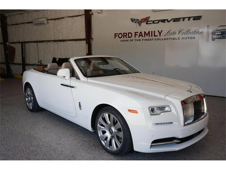 2017 Rolls-Royce Dawn - Image 26 of 31