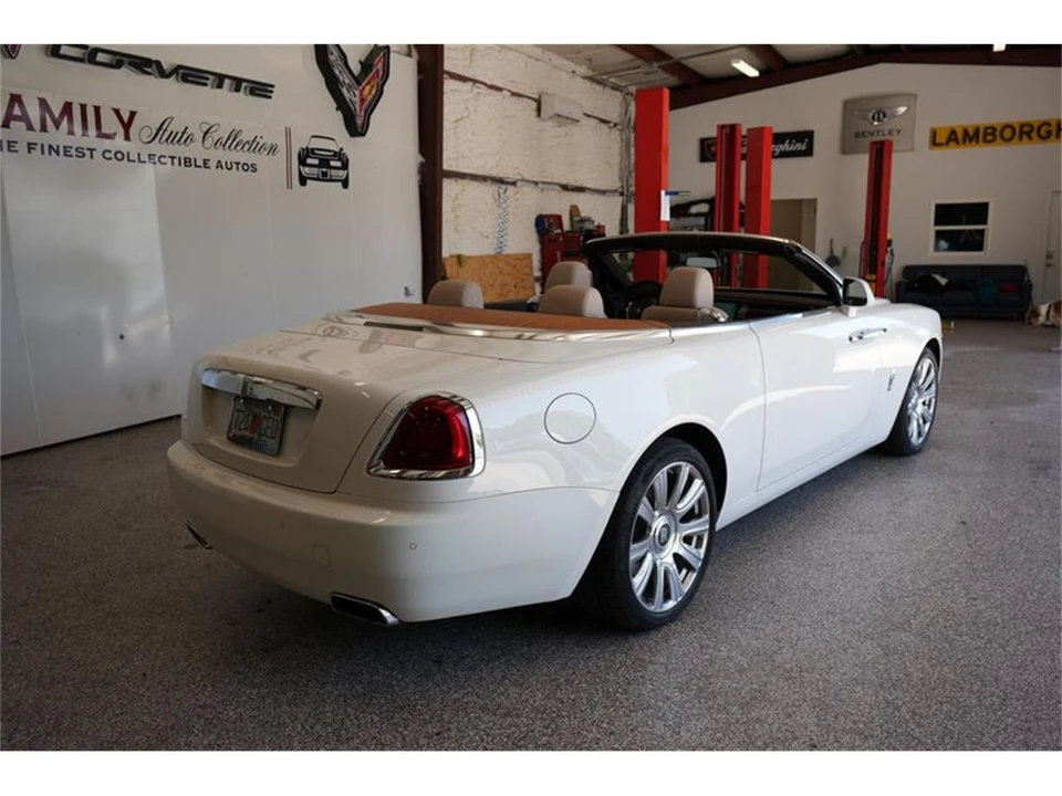 2017 Rolls-Royce Dawn - Image 24 of 31