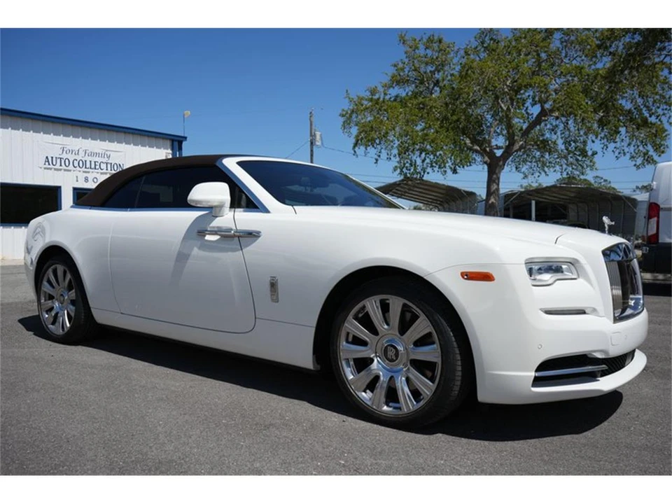 2017 Rolls-Royce Dawn - Image 9 of 31