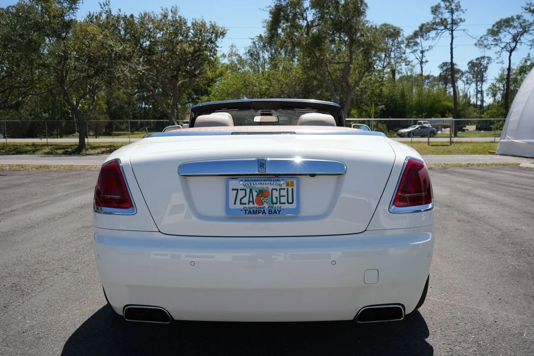 2017 Rolls-Royce Dawn - Image 14 of 21