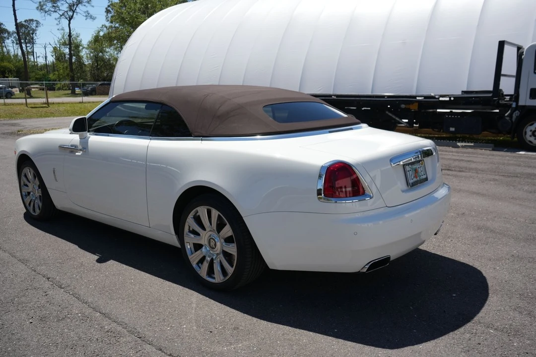 2017 Rolls-Royce Dawn - Image 4 of 31
