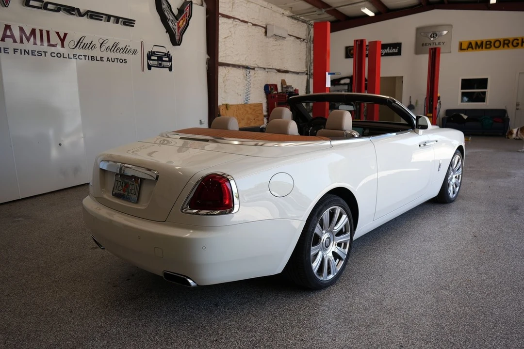 2017 Rolls-Royce Dawn - Image 24 of 31