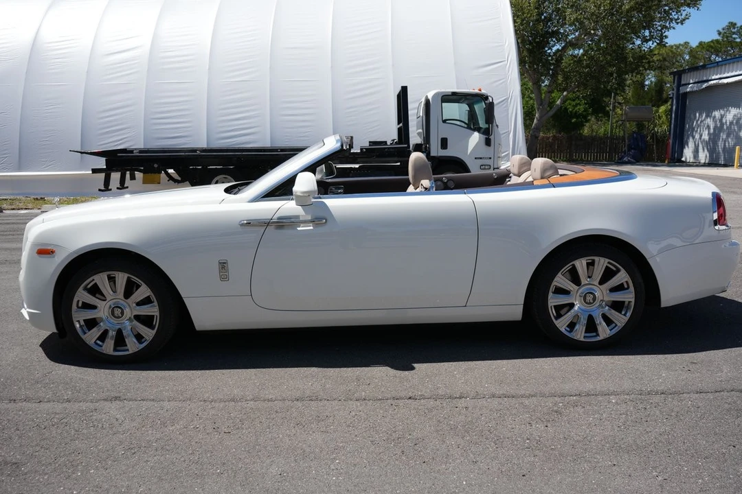 2017 Rolls-Royce Dawn - Image 12 of 31