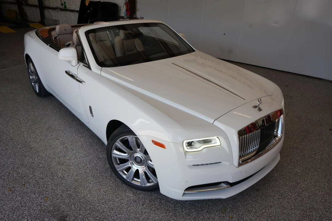 2017 Rolls-Royce Dawn - Image 28 of 31