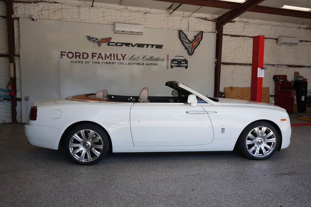 2017 Rolls-Royce Dawn - Image 25 of 31