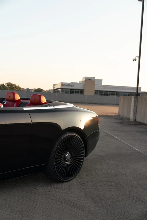 2017 Rolls-Royce Dawn - Image 8 of 21