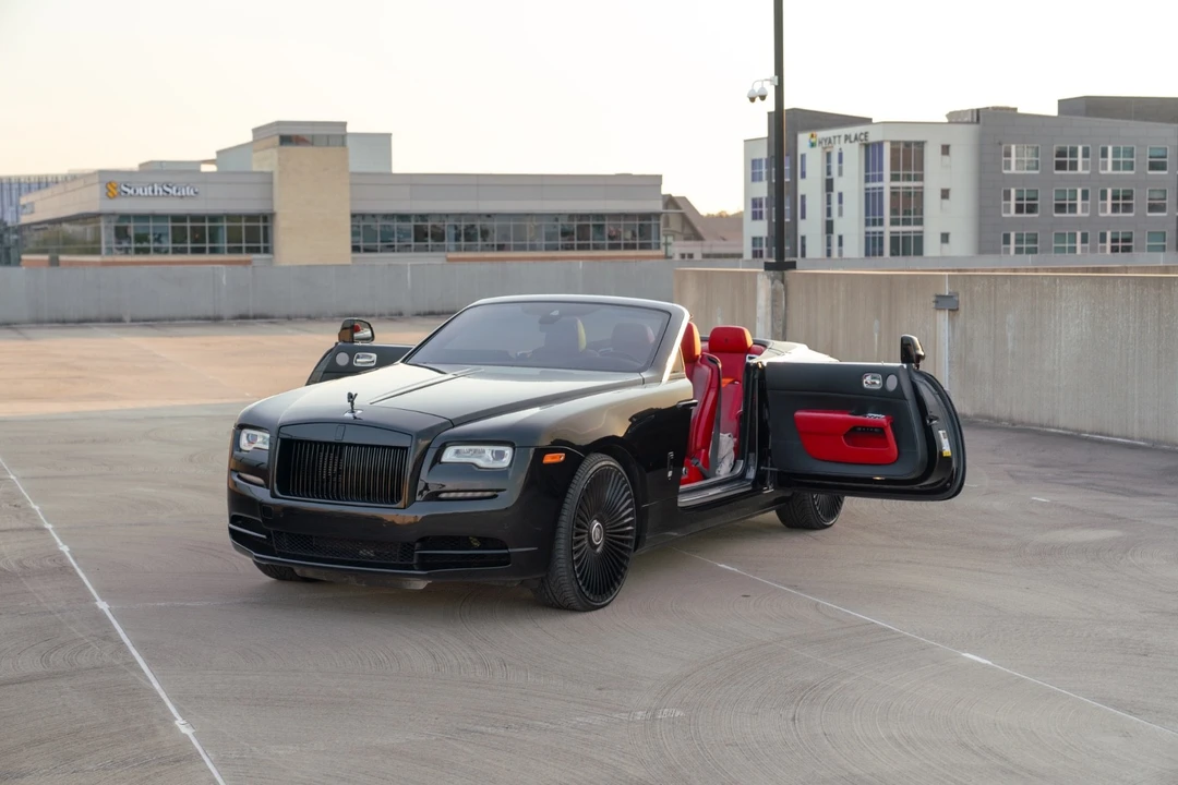 2017 Rolls-Royce Dawn - Image 16 of 21