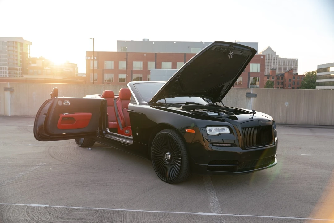 2017 Rolls-Royce Dawn - Image 19 of 21