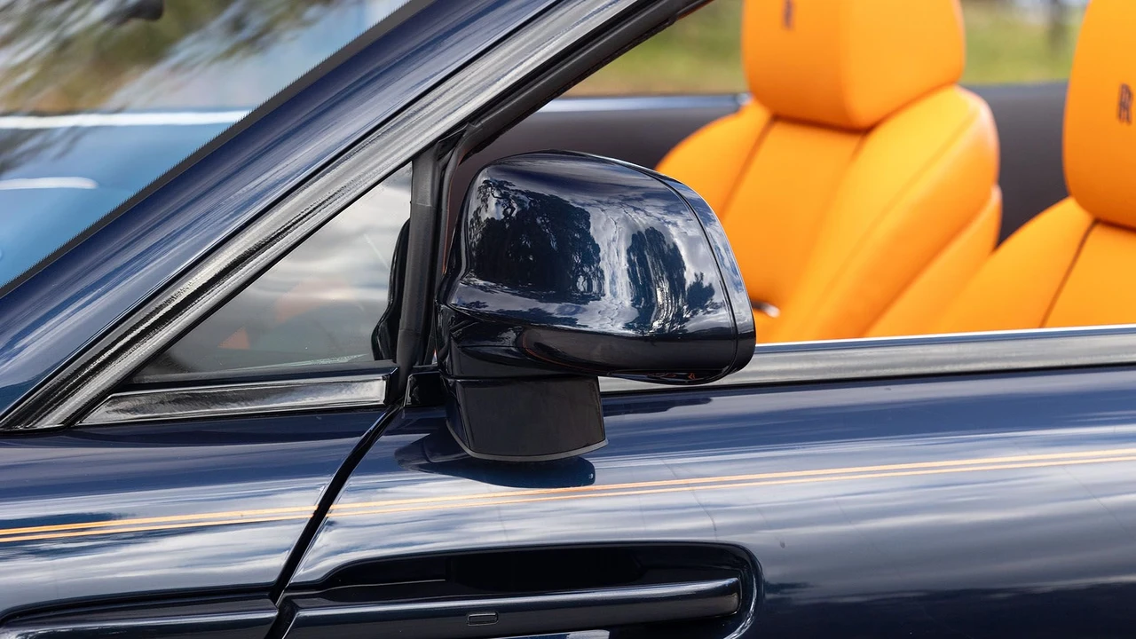 2017 Rolls-Royce Dawn - Image 27 of 31