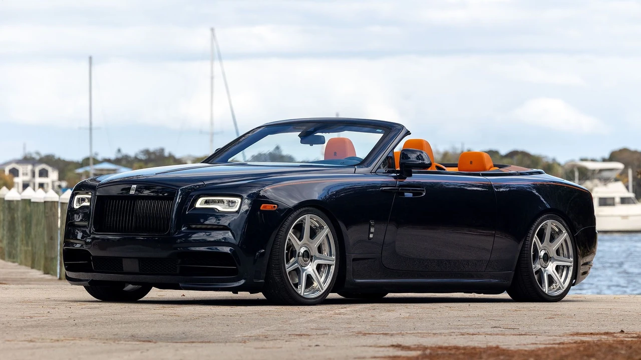 2017 Rolls-Royce Dawn - Image 7 of 31