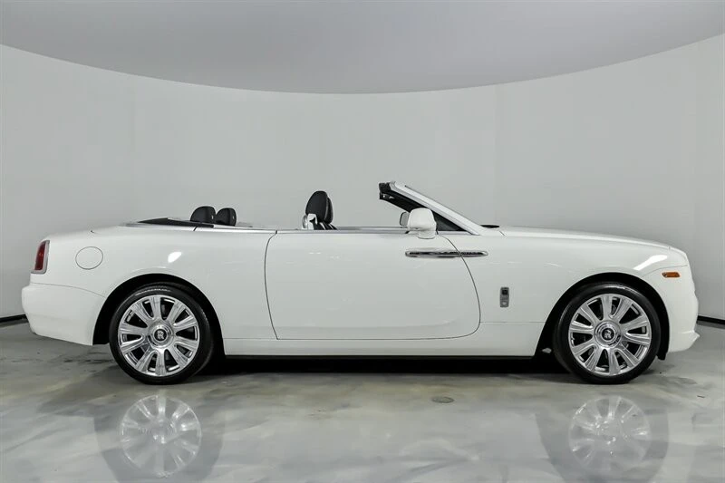 2017 Rolls-Royce Dawn - Image 14 of 21