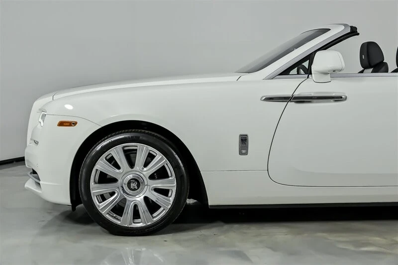 2017 Rolls-Royce Dawn - Image 7 of 21