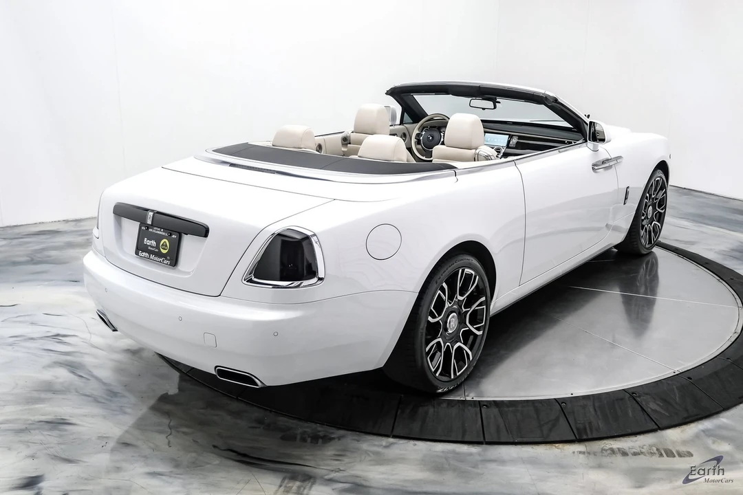 2017 Rolls-Royce Dawn - Image 22 of 31
