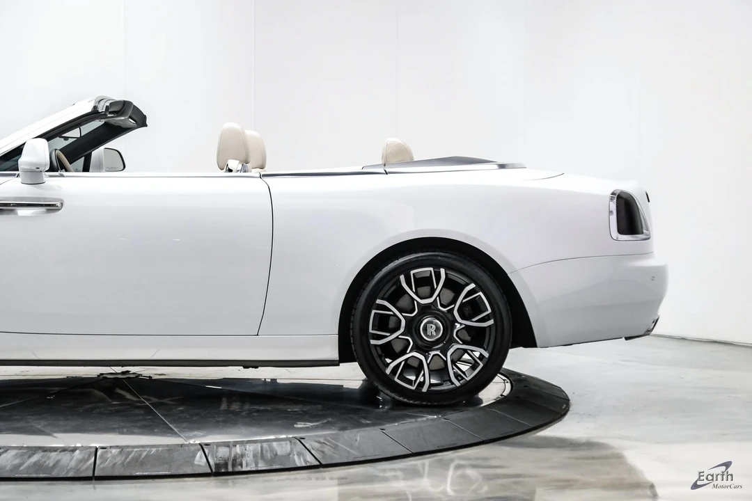 2017 Rolls-Royce Dawn - Image 12 of 31
