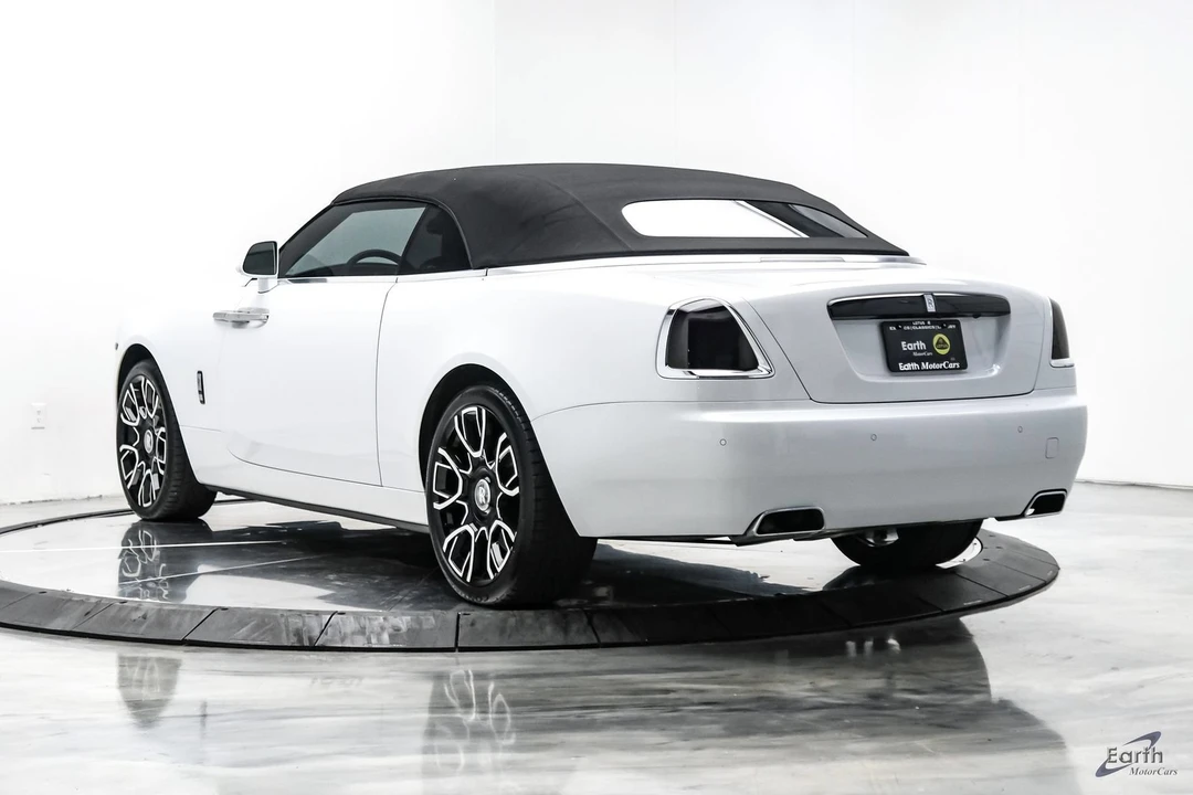 2017 Rolls-Royce Dawn - Image 14 of 31