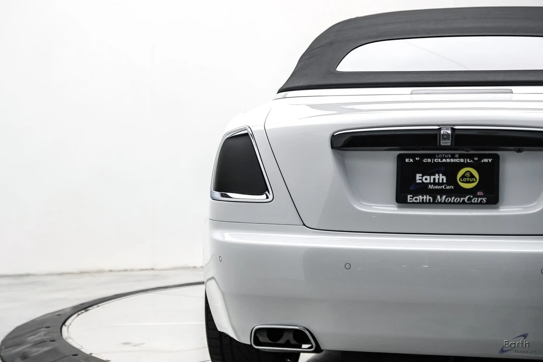 2017 Rolls-Royce Dawn - Image 18 of 31