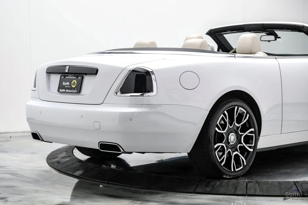 2017 Rolls-Royce Dawn - Image 23 of 31