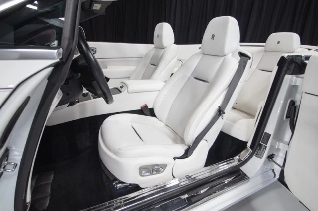 2017 Rolls-Royce Dawn - Image 3 of 21