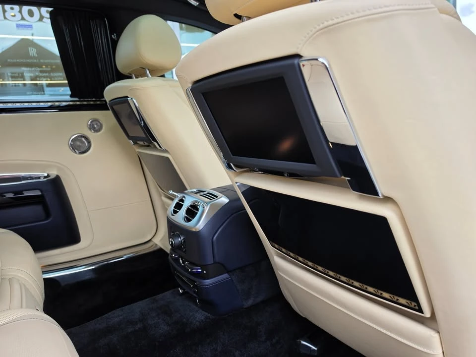 2017 Rolls-Royce Ghost 1st Gen - Image 9 of 12