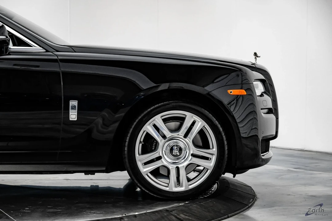2017 Rolls-Royce Ghost 1st Gen - Image 18 of 21
