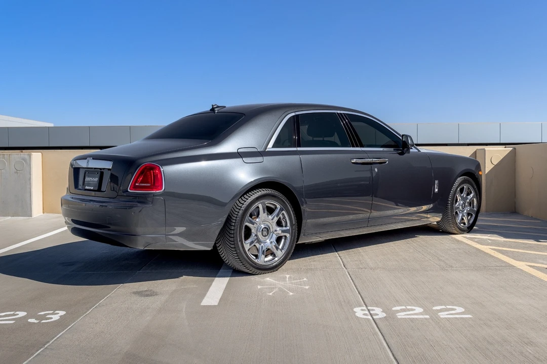 2017 Rolls-Royce Ghost - Image 7 of 31