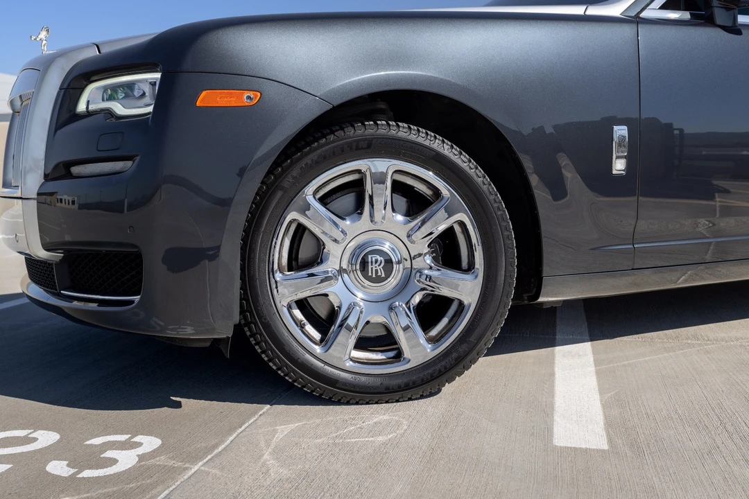 2017 Rolls-Royce Ghost - Image 19 of 31