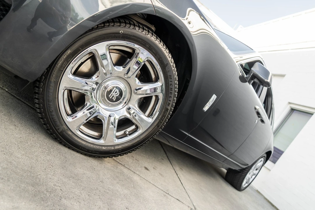 2017 Rolls-Royce Ghost 1st Gen - Image 3 of 31