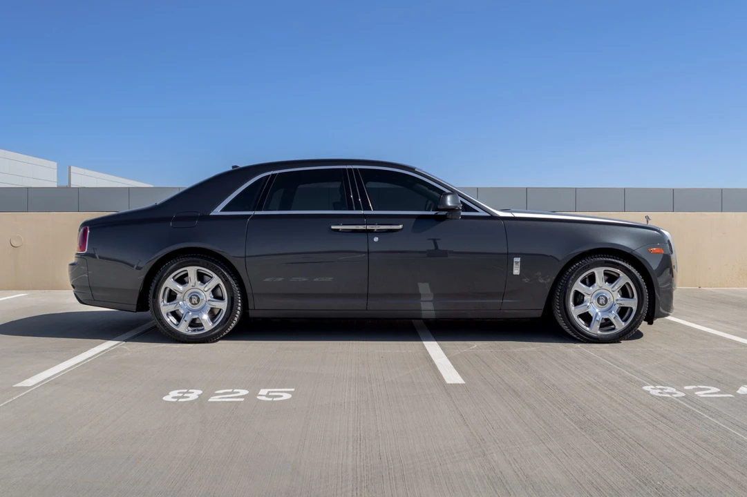 2017 Rolls-Royce Ghost - Image 6 of 31