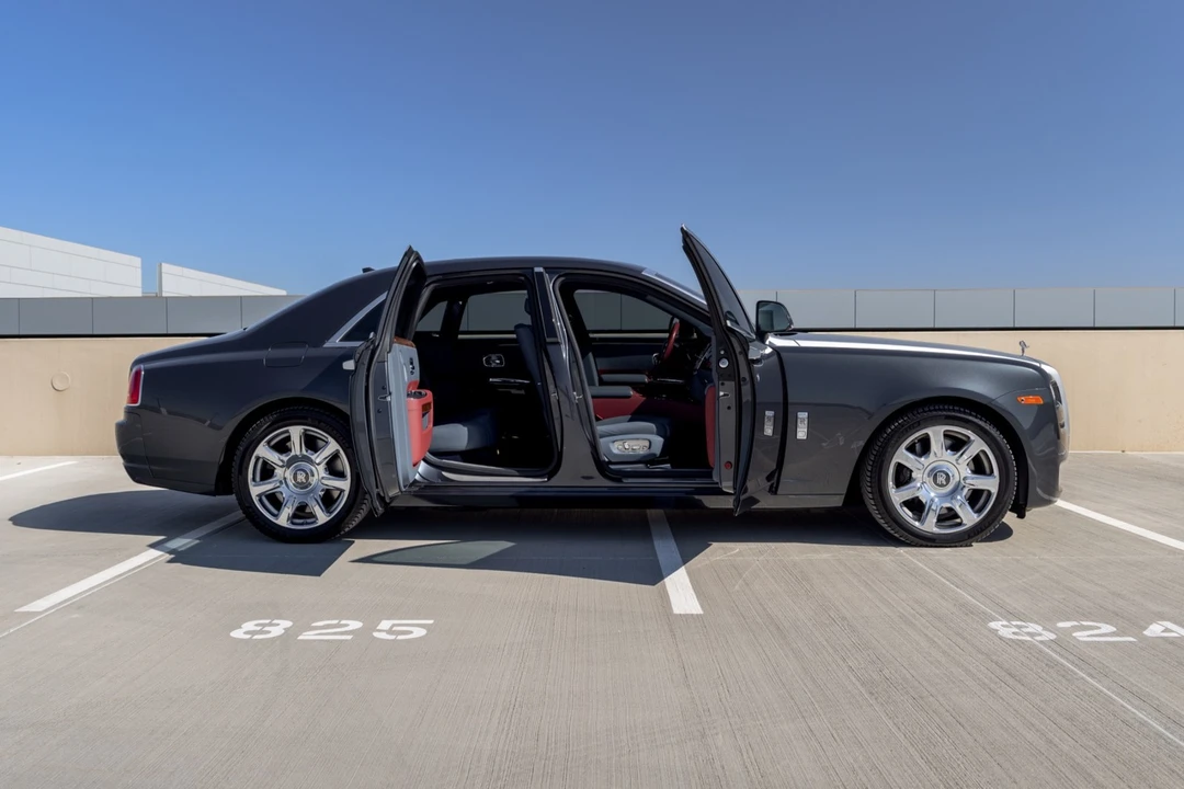 2017 Rolls-Royce Ghost - Image 13 of 31