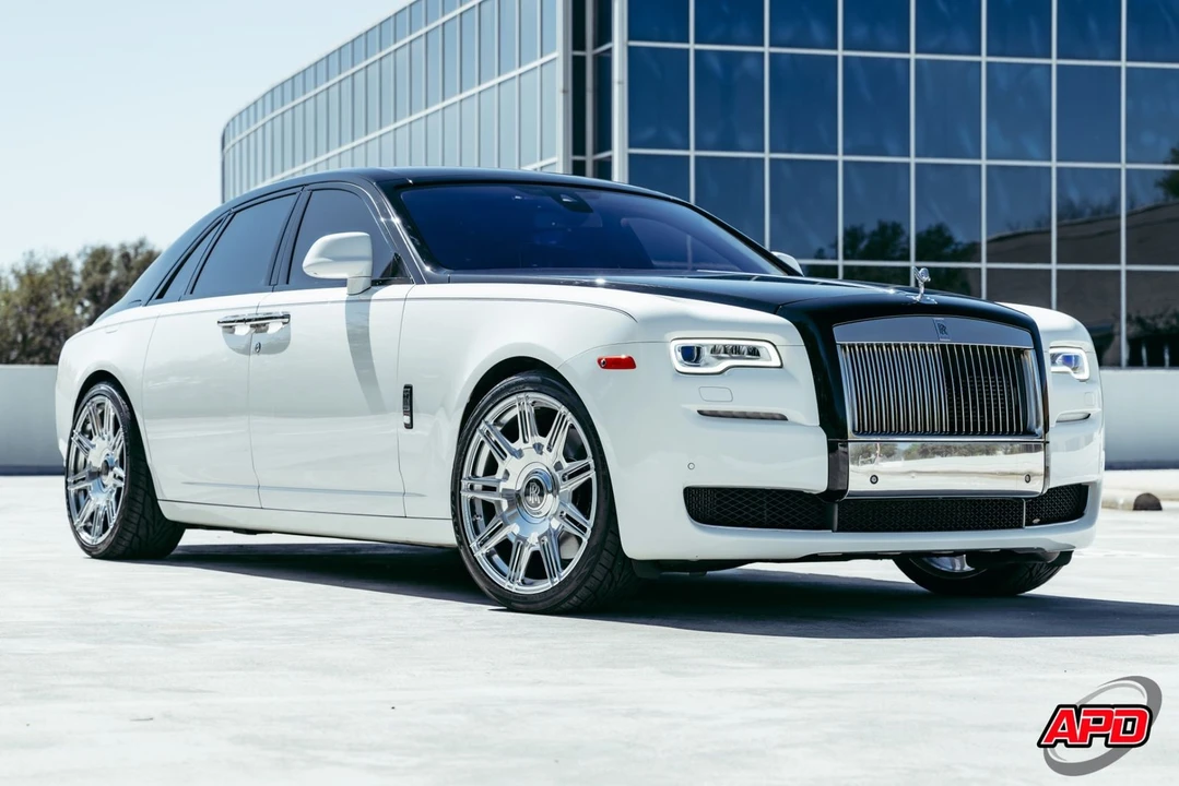 2017 Rolls-Royce Ghost 1st Gen - Image 7 of 12