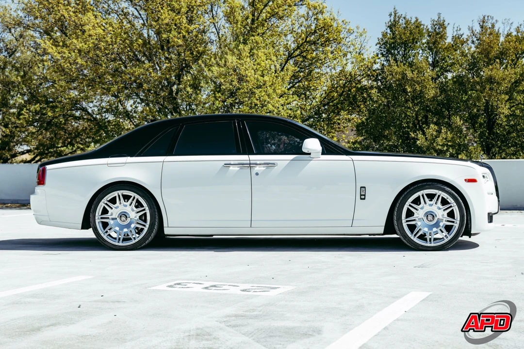 2017 Rolls-Royce Ghost 1st Gen - Image 4 of 12