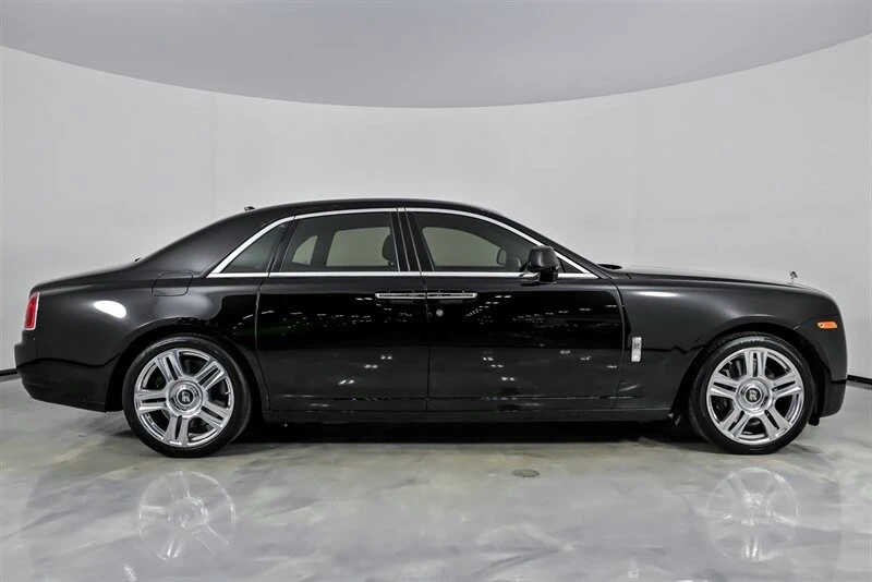 2017 Rolls-Royce Ghost 1st Gen - Image 14 of 21