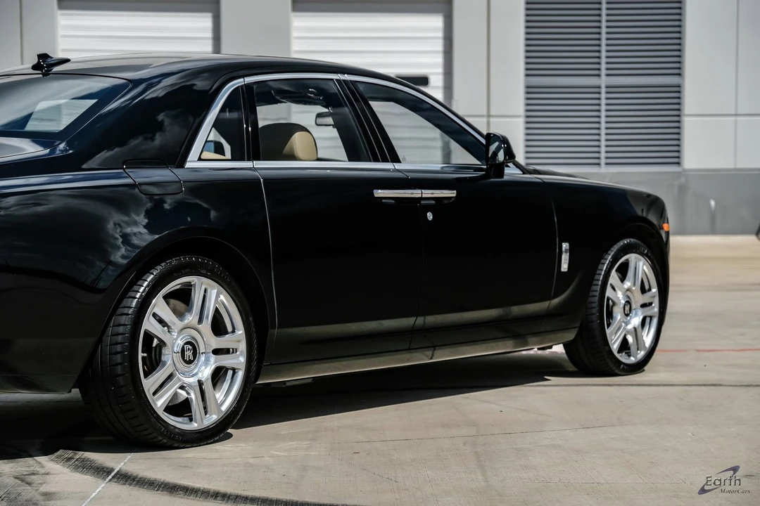 2017 Rolls-Royce Ghost 1st Gen - Image 22 of 31