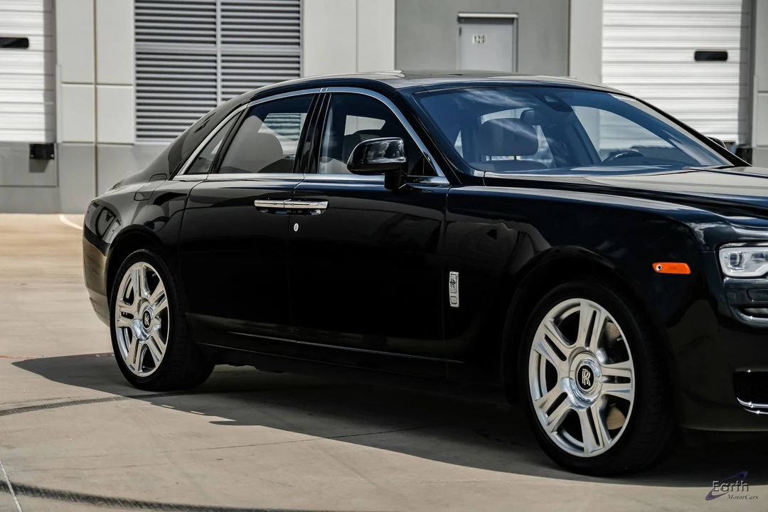 2017 Rolls-Royce Ghost 1st Gen - Image 29 of 31
