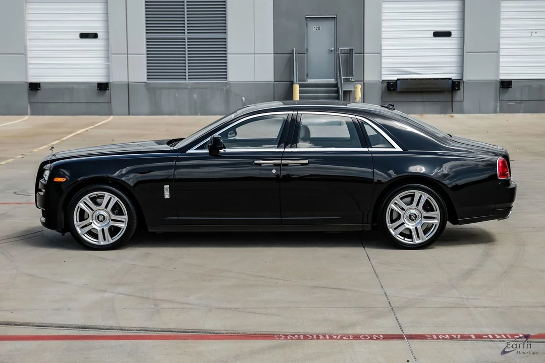 2017 Rolls-Royce Ghost 1st Gen - Image 9 of 31