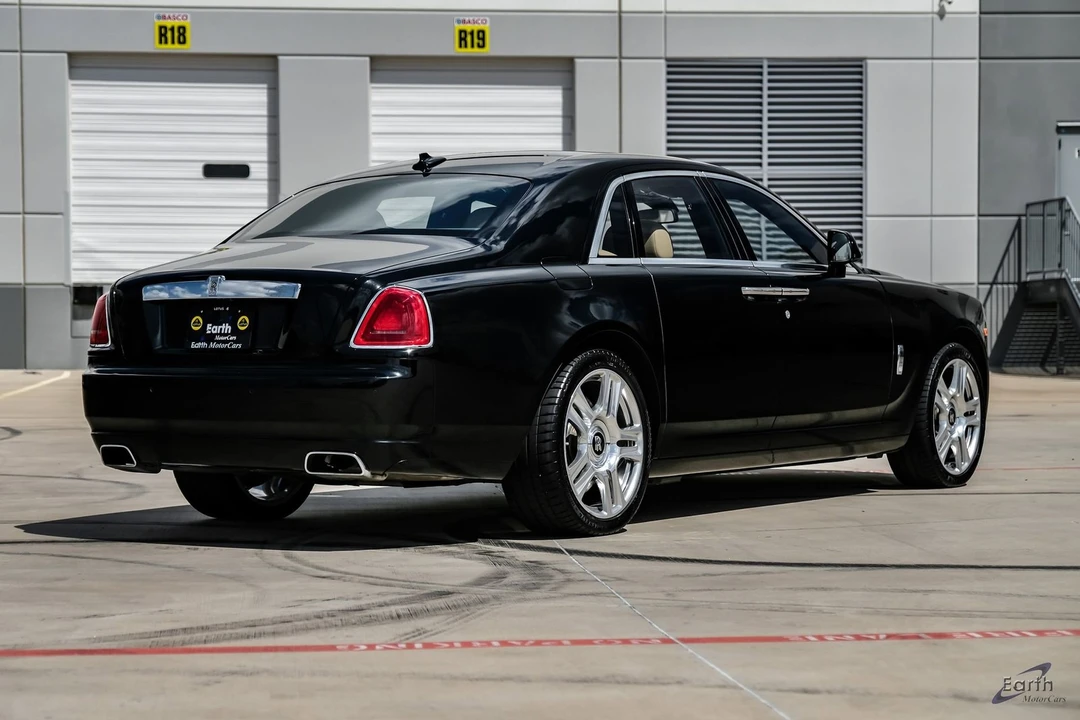 2017 Rolls-Royce Ghost 1st Gen - Image 19 of 31