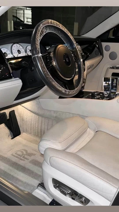 2017 Rolls-Royce Ghost 1st Gen - Image 12 of 13