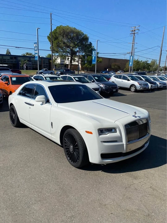 2017 Rolls-Royce Ghost 1st Gen - Image 2 of 11