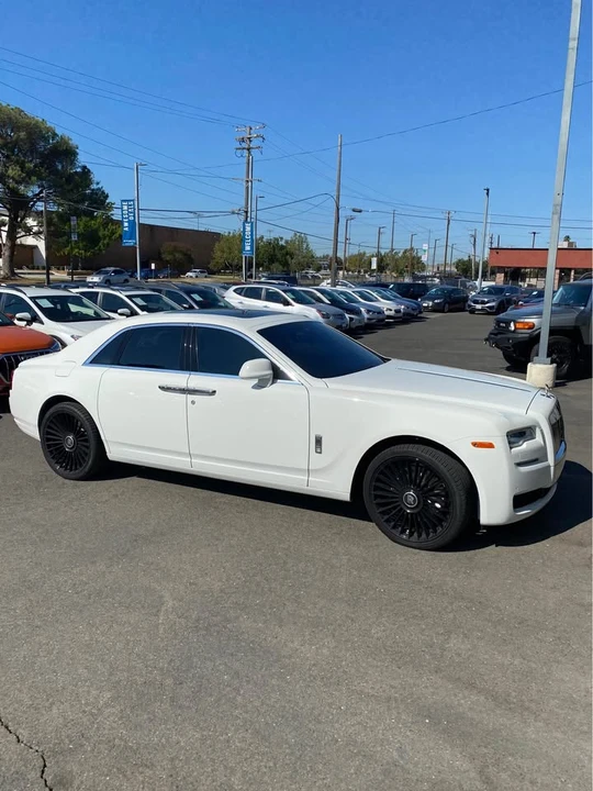 2017 Rolls-Royce Ghost 1st Gen - Image 3 of 11