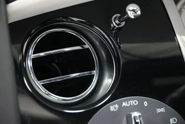 2017 Rolls-Royce Ghost 1st Gen - Image 25 of 31