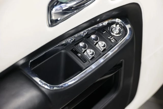 2017 Rolls-Royce Ghost 1st Gen - Image 15 of 31