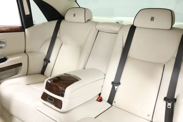 2017 Rolls-Royce Ghost 1st Gen - Image 3 of 31